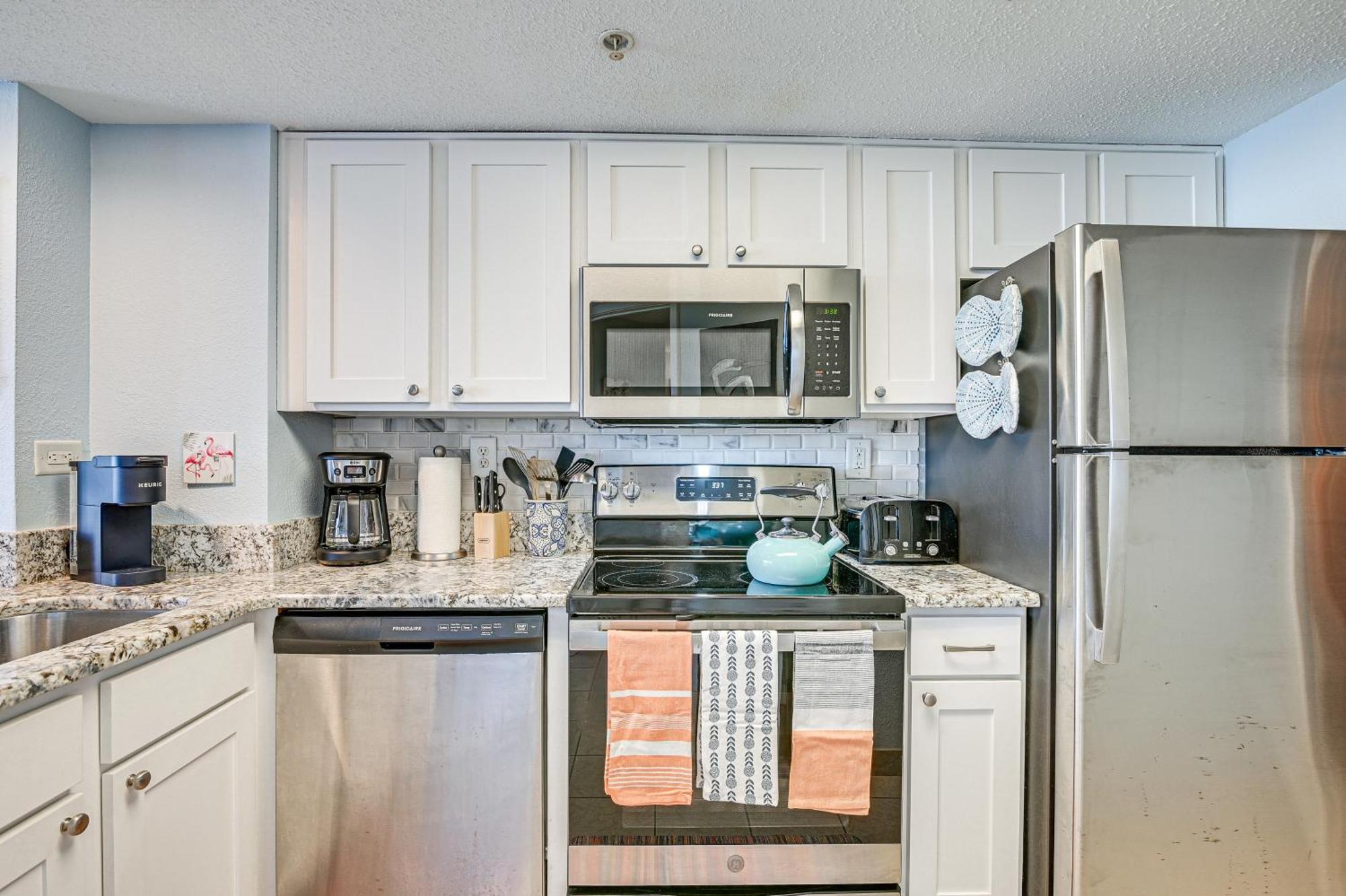 Beachy Condo With Pool Access And Steps To Boardwalk! Μιρτλ Μπιτς Εξωτερικό φωτογραφία